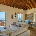 Olivia's Of Luxury * Kalivia (Skiathos)