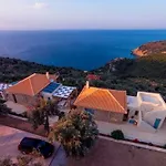 Olivia's Of Luxury *