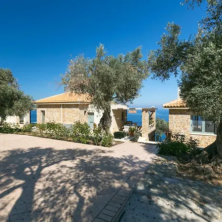 فيلة Olivia's Of Luxury Kalivia (Skiathos)